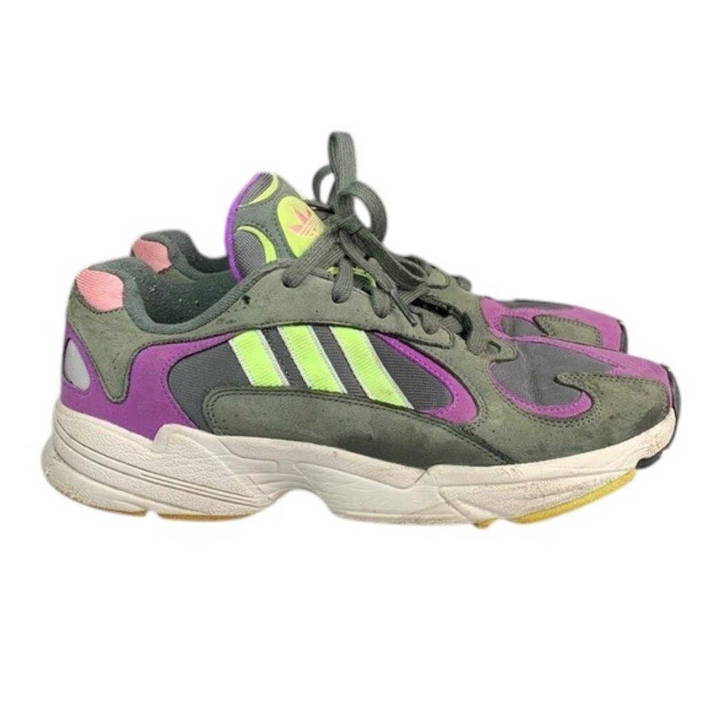 Adidas Yung-96 Sneakers Mens 9.5 Grey Chunky Dad Retro Runner Athletic BD7655
